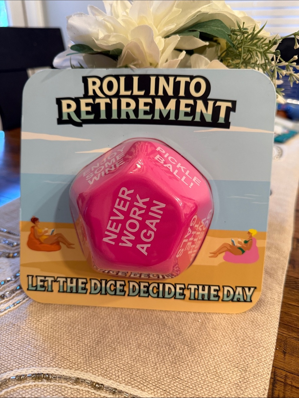 Jumbo Decision Dice- Funny retirement gift - Picture 10 of 13